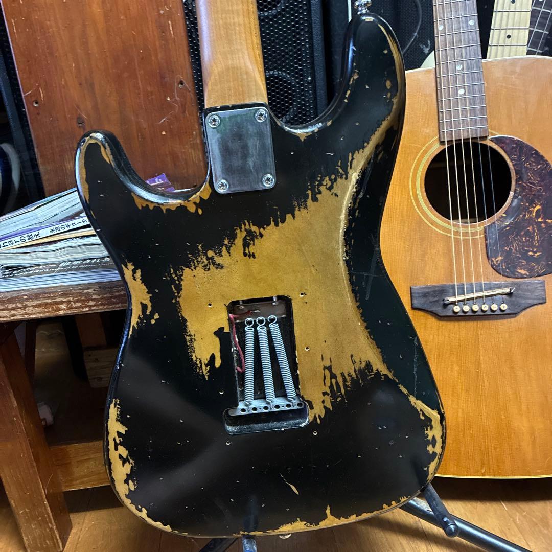 柾目ネック　ストラト　レリック　スラブボード