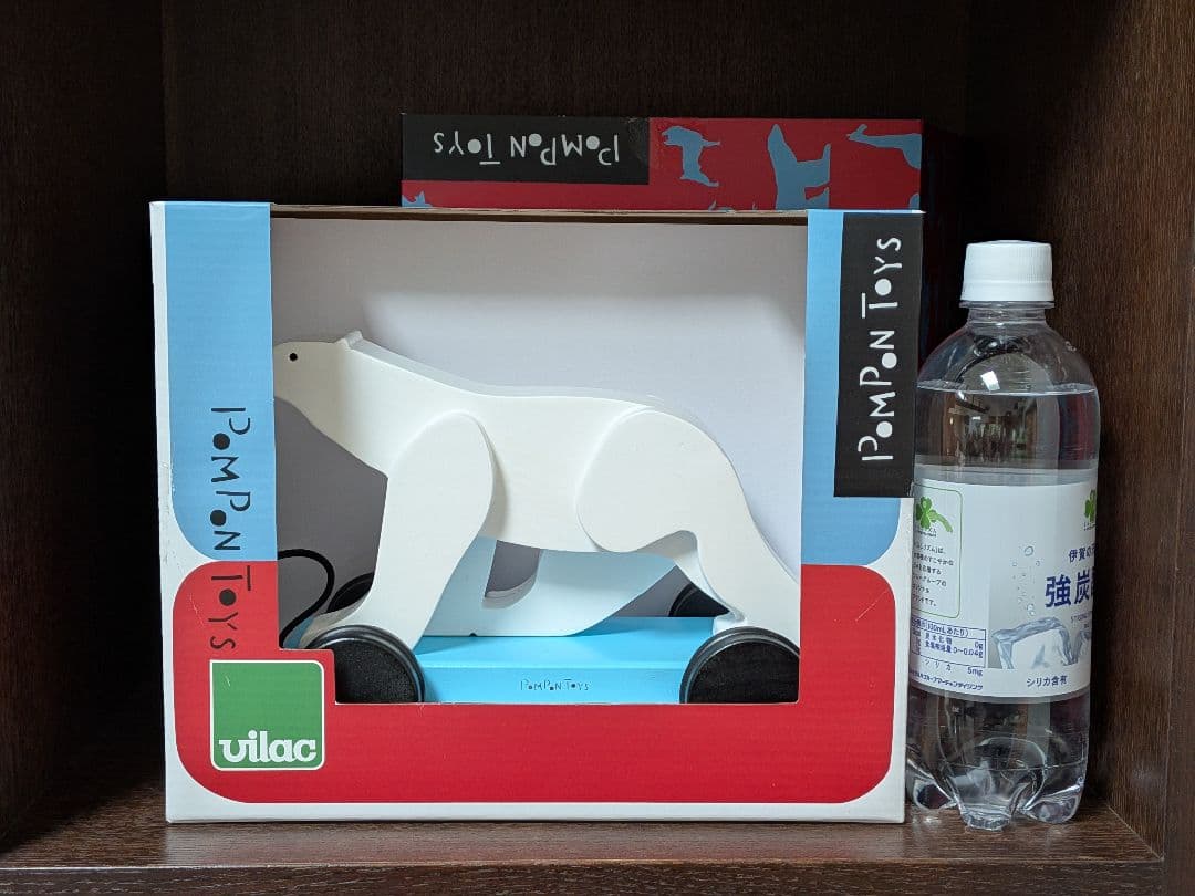 新品オルセー美術館のポンポン　木製おもちゃ　シロクマ　パリ　お土産　グッズ