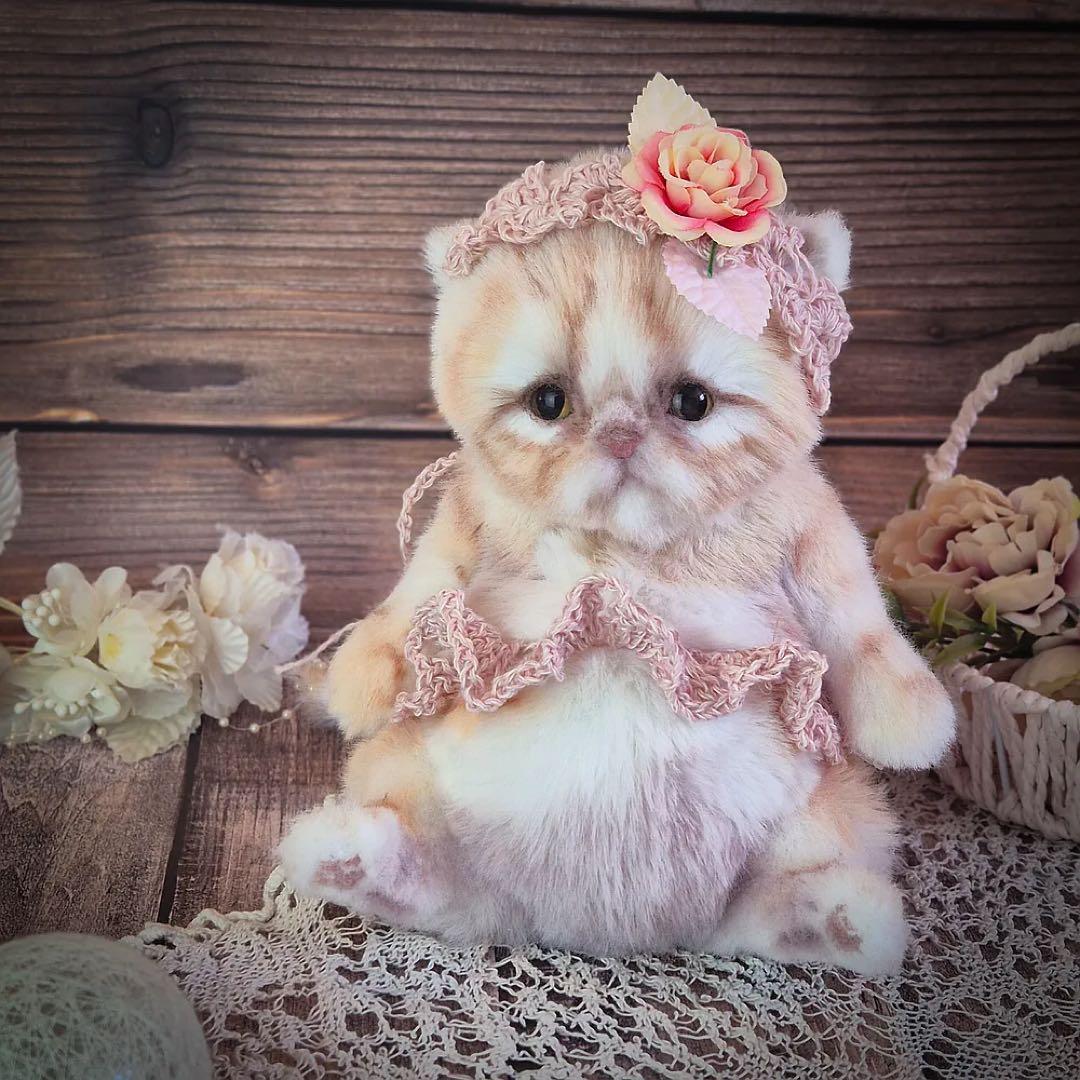 海外作家様作　猫の赤ちゃん　アートドール