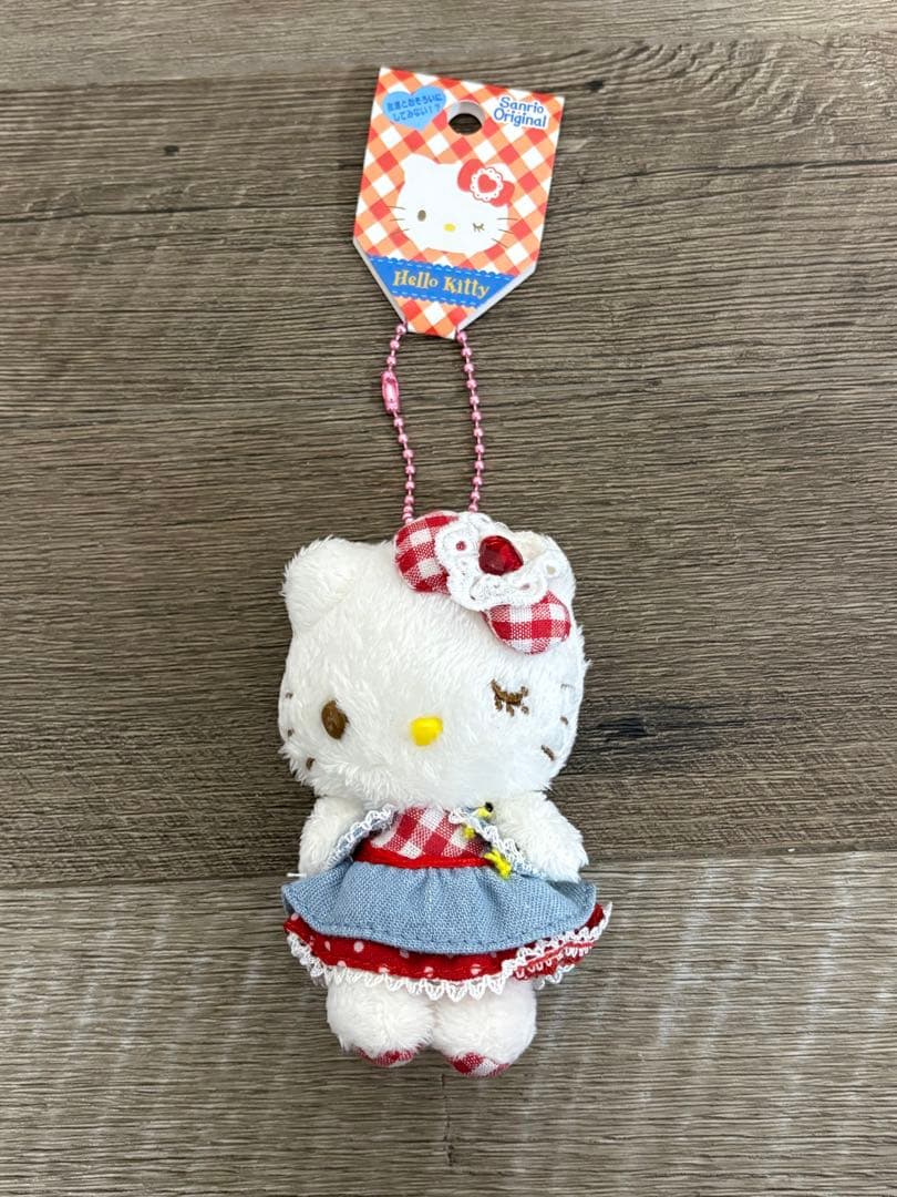 キティ　マスコット　タグ付き