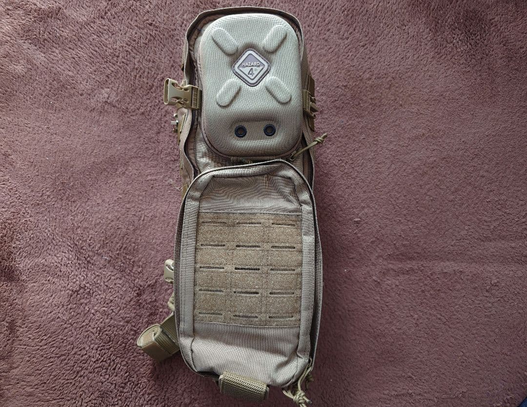 ハザード 4 プラン B 17 スリングバッグ