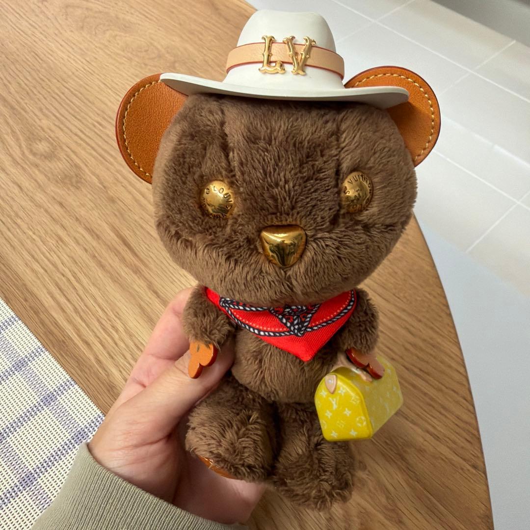 ルイ・ヴィトン クマ型ぬいぐるみ キーホルダー付き