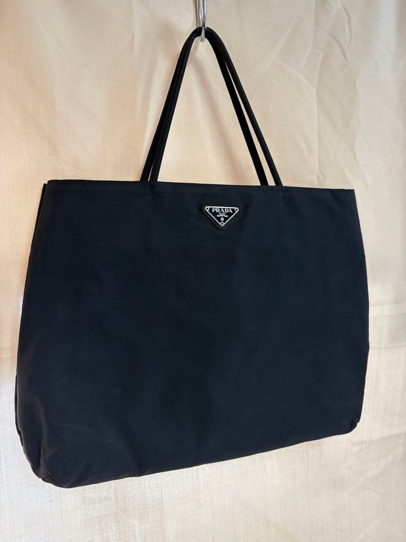 PRADA トートバッグ