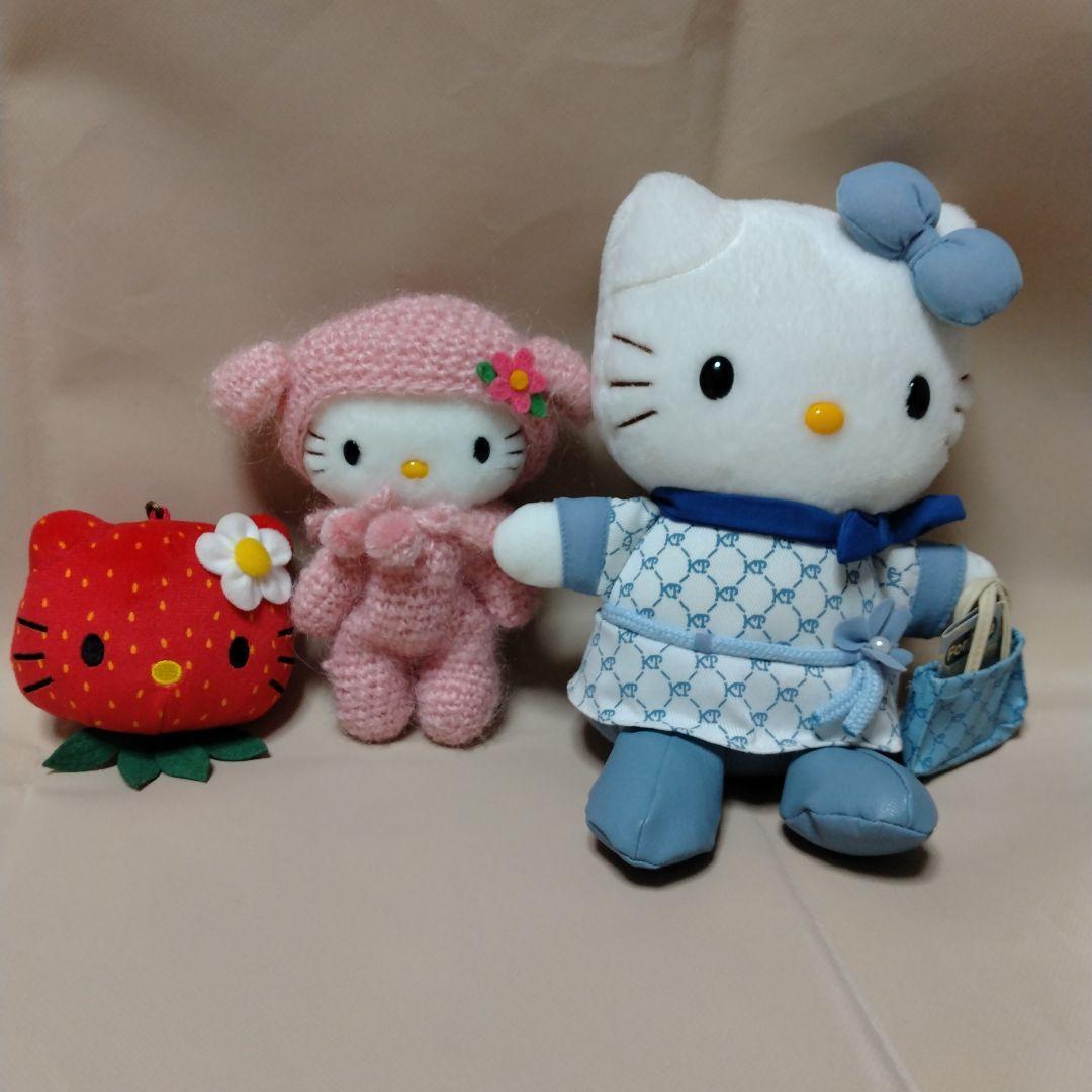 ハローキティ　キーホルダー　ぬいぐるみ