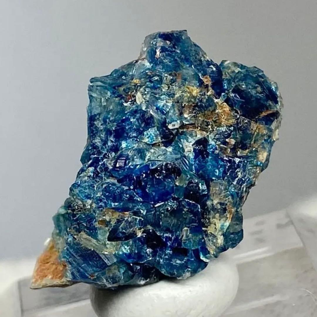 ユークレース　マイカ　ジンバブエ産　鉱物標本　原石鉱石　天然石　ストーン