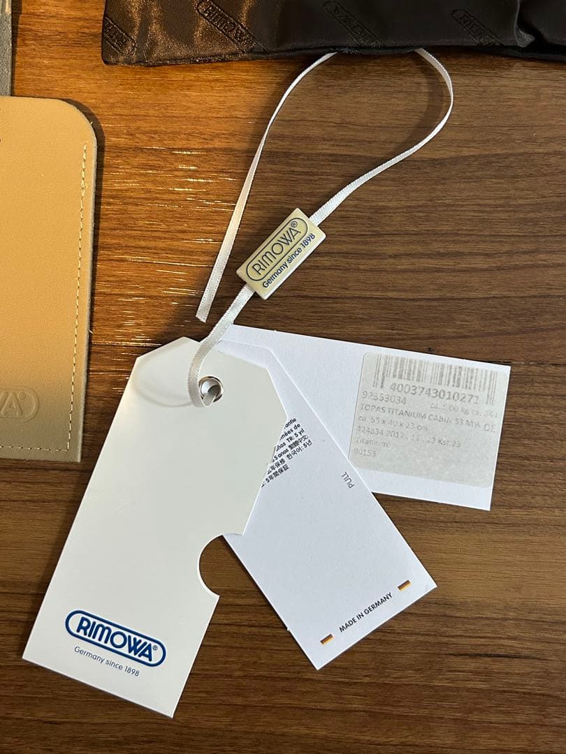 【美品】チタニウム　トパーズ　リモワ　スーツケース