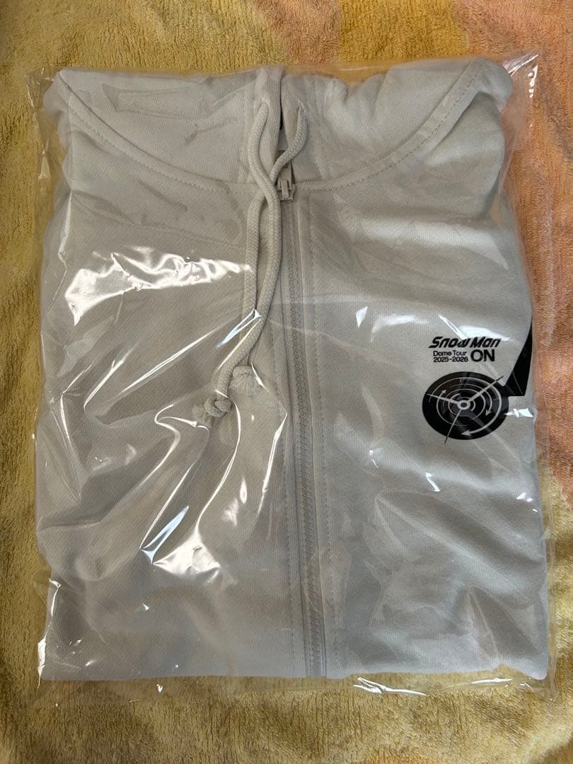 Man ON XL パーカー いつもより大きいサイズ