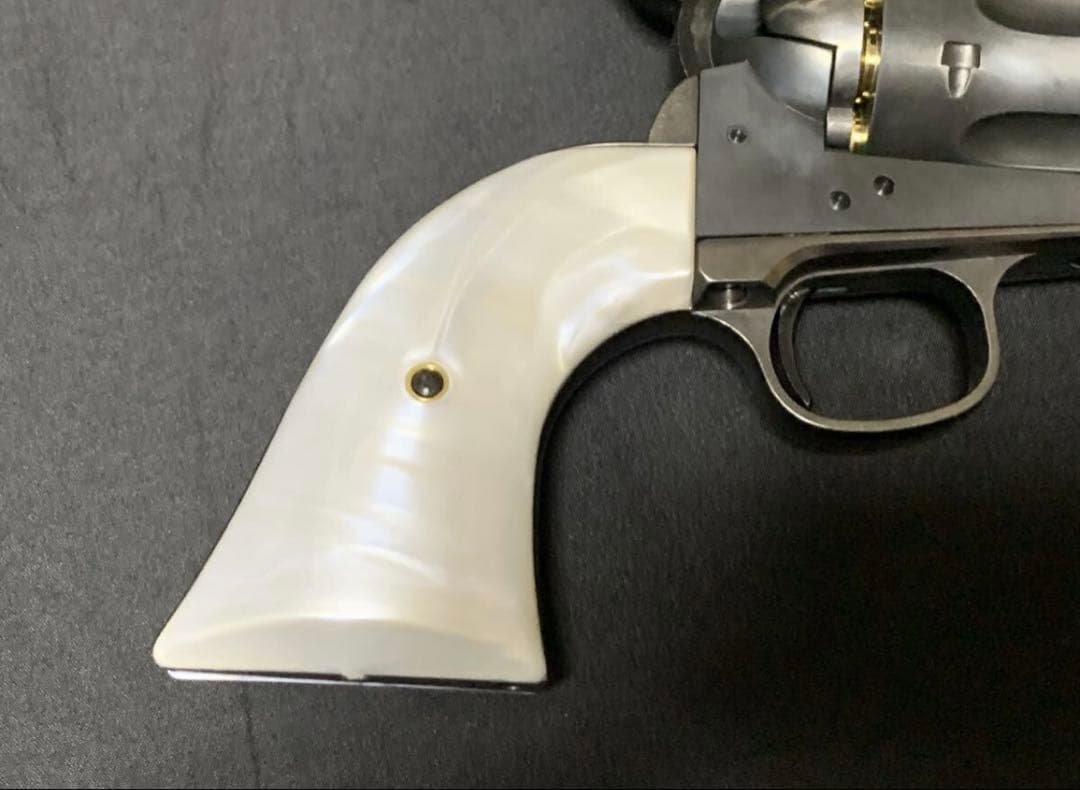 マルシン SAA ホワイトパール調グリップ 新品　 シングルアクションアーミー用