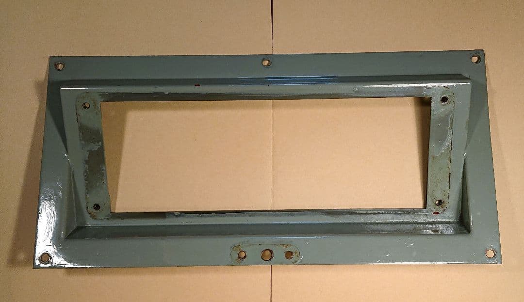 乗務員間連絡装置の台座 ステー 185系用？ 鉄道部品 鉄道古物 国鉄 JR