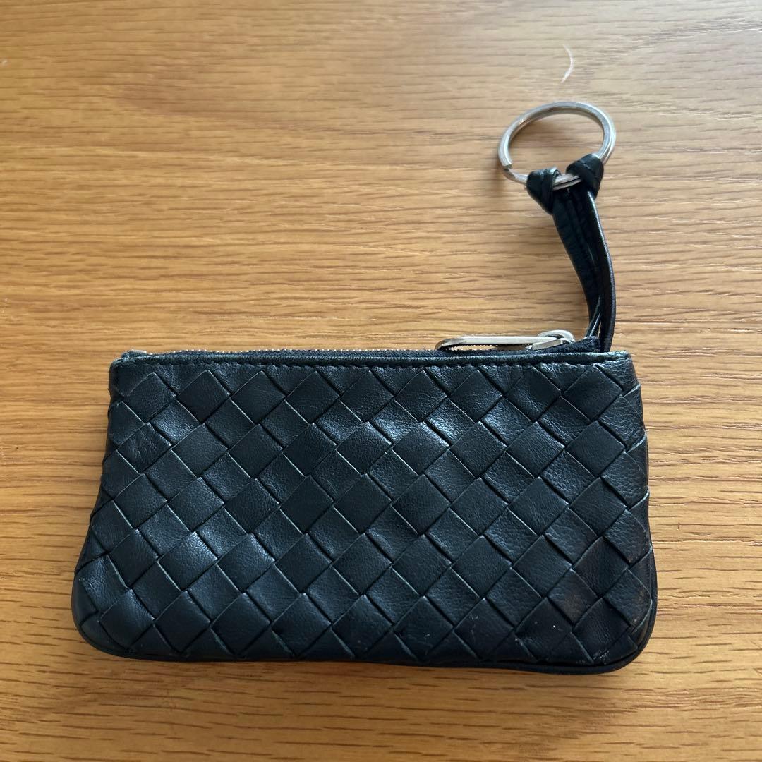 ブラックレザーキーケース 編み込みデザイン　ボッテガべネタ