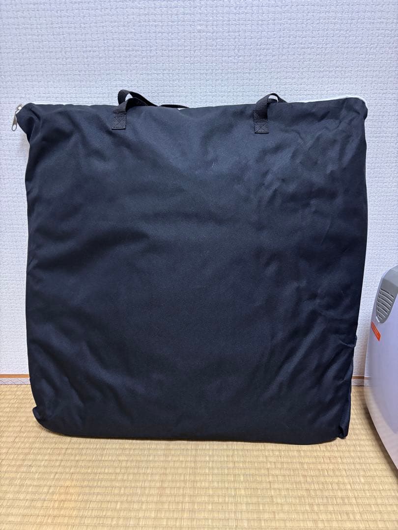 ペット向け酸素室　高性能酸素濃縮器とペットオキシホテルスクエアM