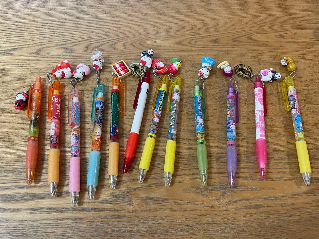 ご当地ハローキティー▷ ボールペン 、シャーペン12本セット