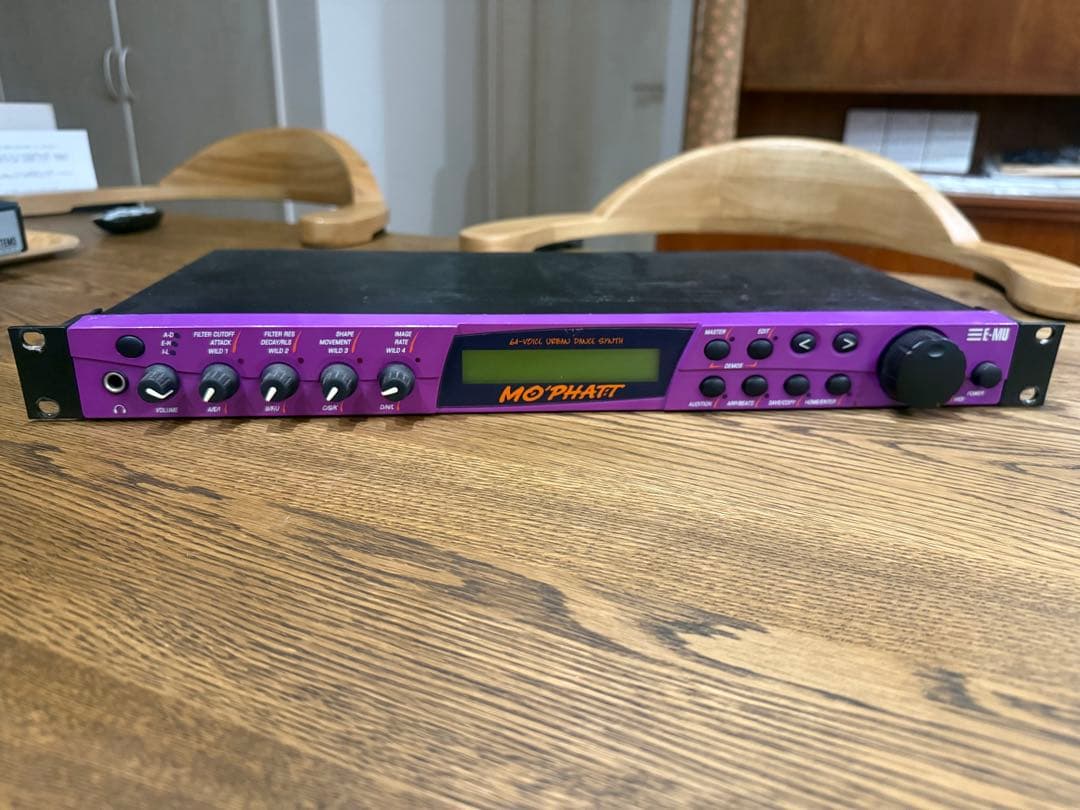 その他 E-MU MO'PHATT