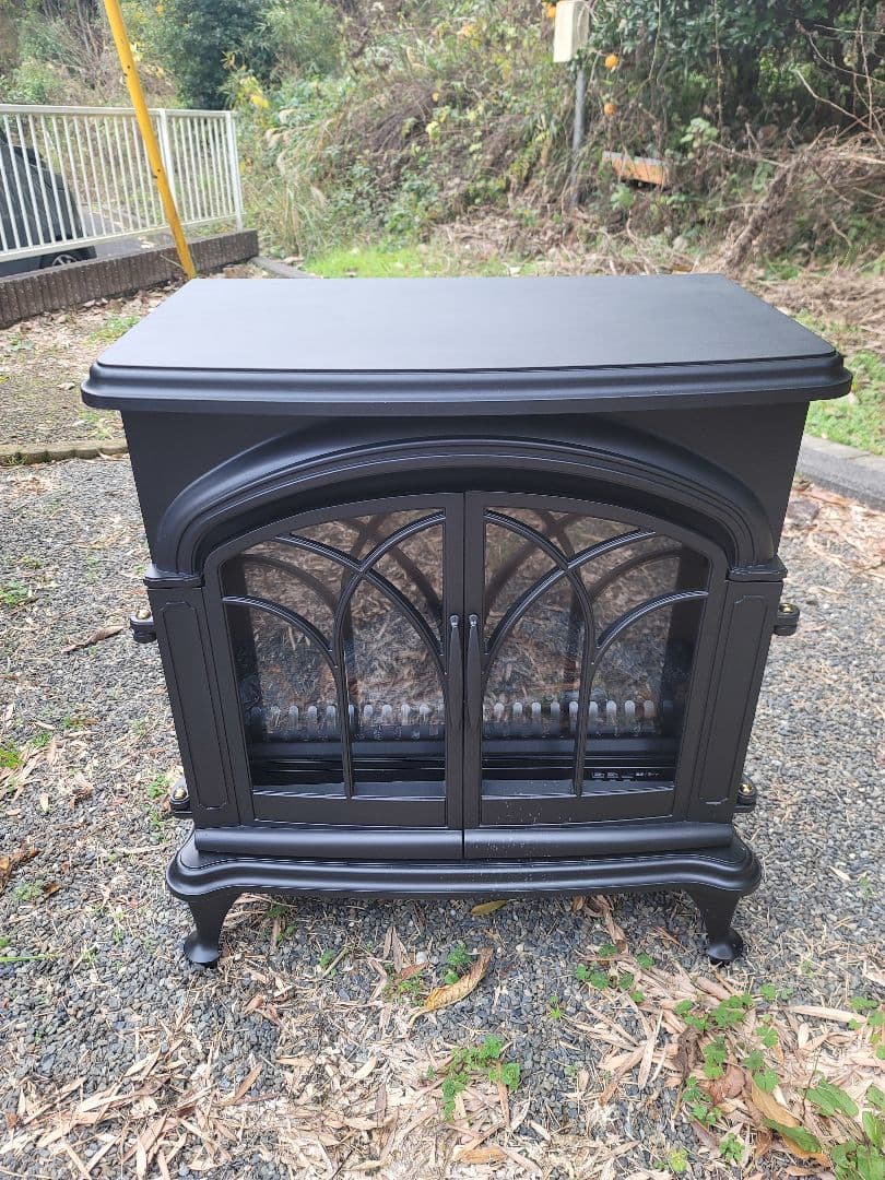 美品 ワイド暖炉型ファンヒーター 2017年 BLT-999B-3-BK ニトリ