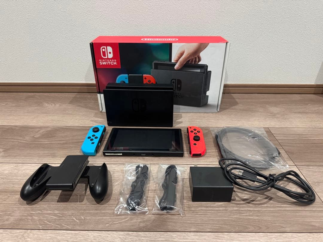 h*1様 Nintendo Switch 本体 ネオンブルー/ネオンレッド