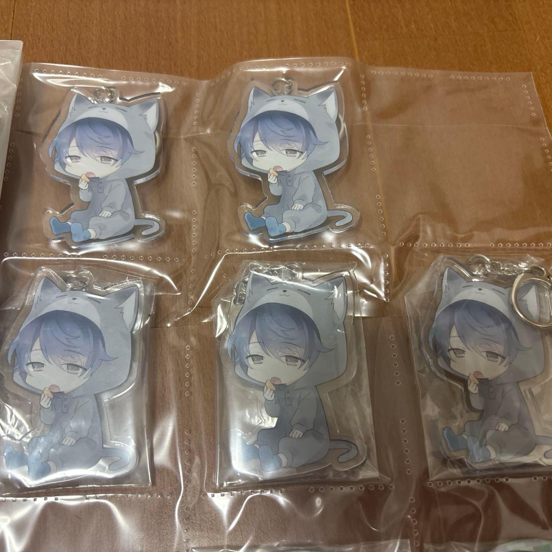 そらる　猫アクキー等　キーホルダー、缶バッジセット　お値引き等コメントください。