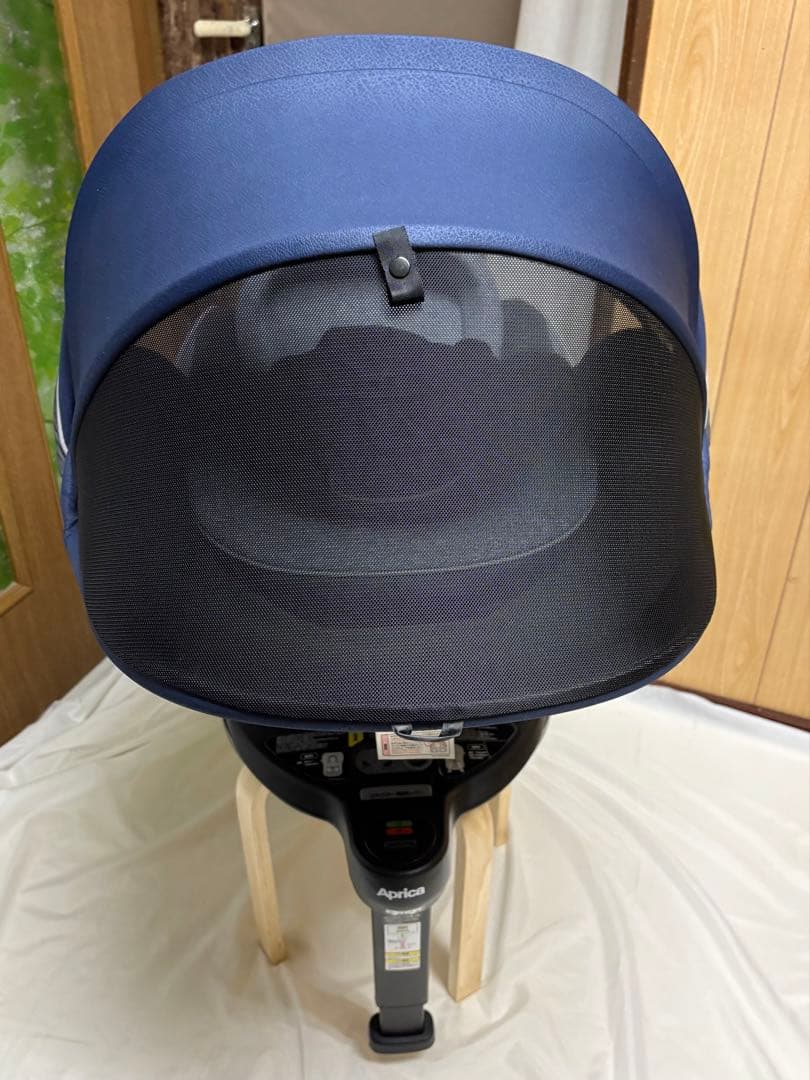 アップリカ クルリラ プロテクト ISOFIX チャイルドシート R129 美品