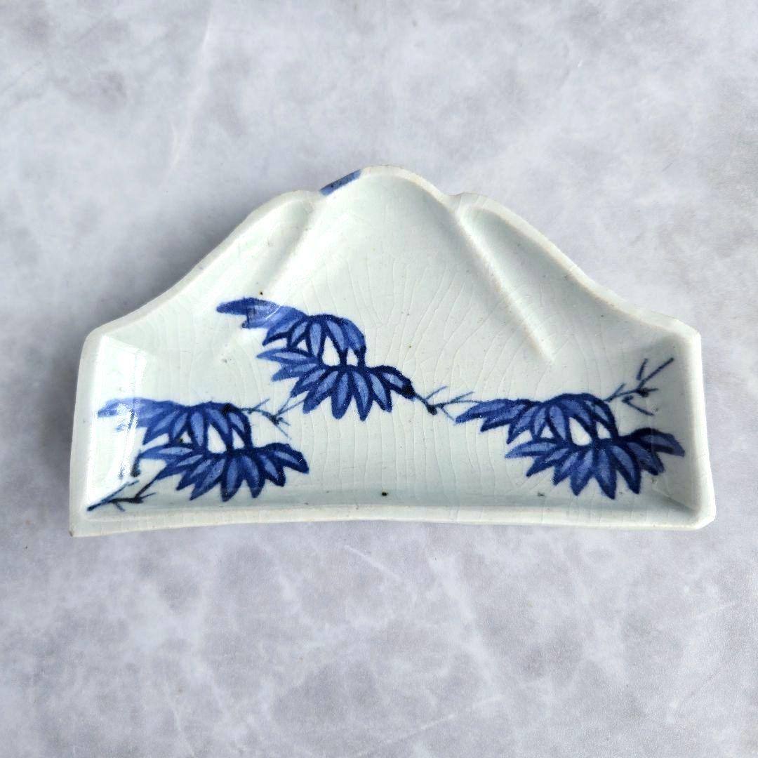古伊万里　染付　富士山　変形小皿　型紙摺　江戸時代　笹　竹　骨董　アンティーク