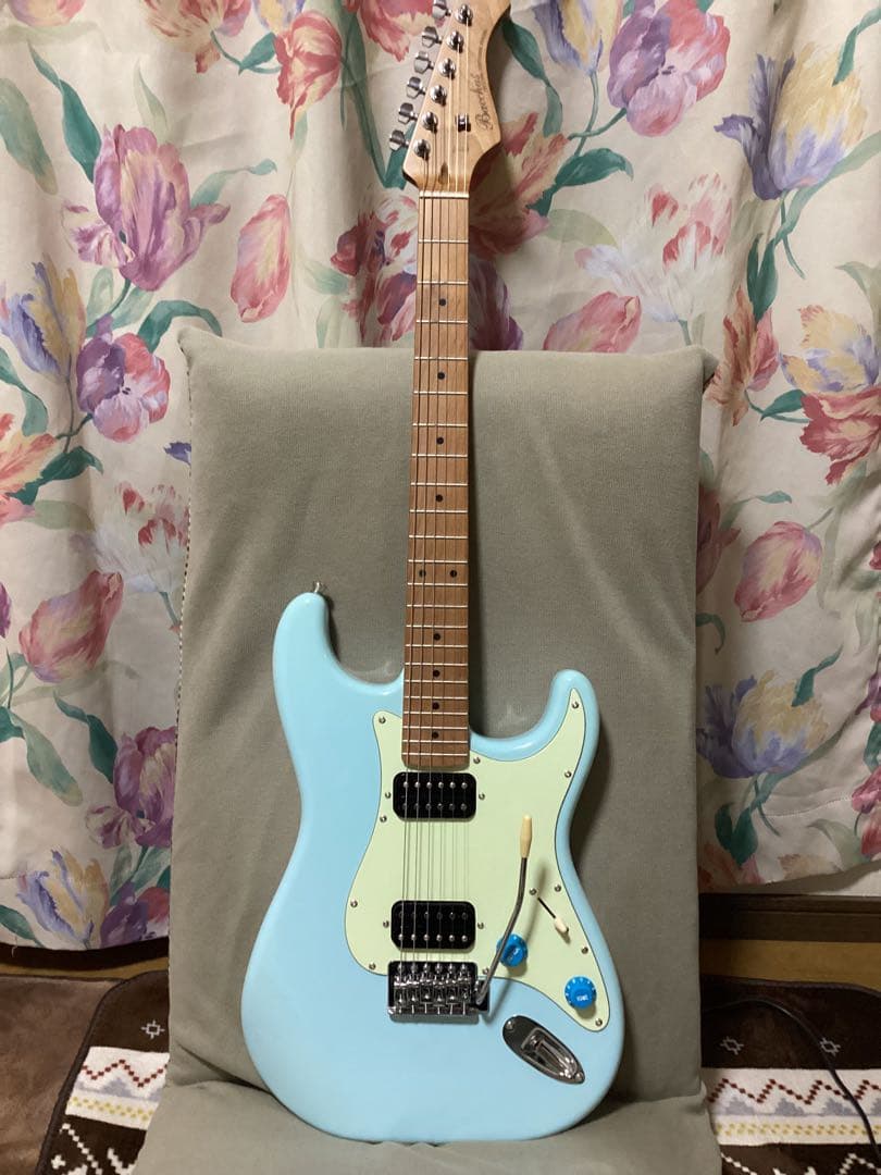 バッカスBacchusストラトキャスター ローステッドメイプル エレキギター