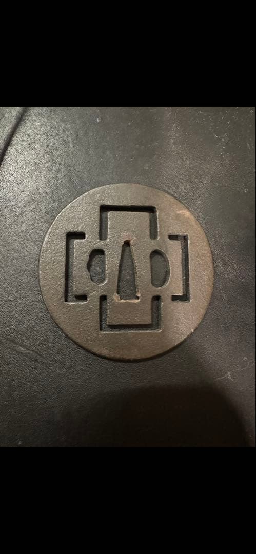 鍔　剣花菱図、謎図柄二枚