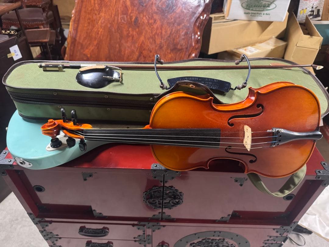 Shutt-O-Matic バイオリン本体 ケース付き