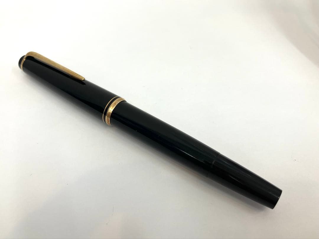 Mont Blanc 万年筆 NO 22 黒