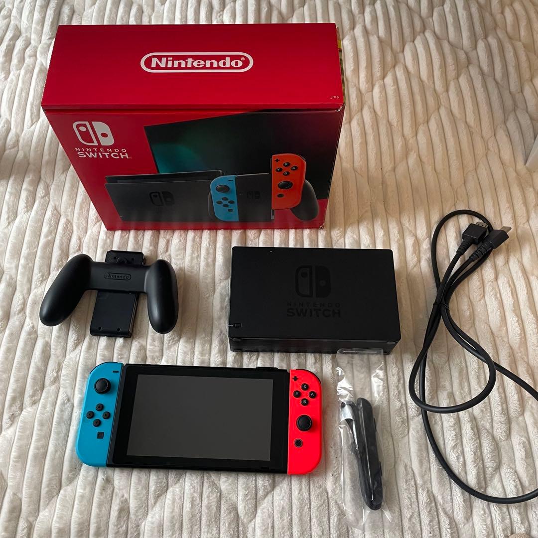Nintendo Switch 本体・付属品