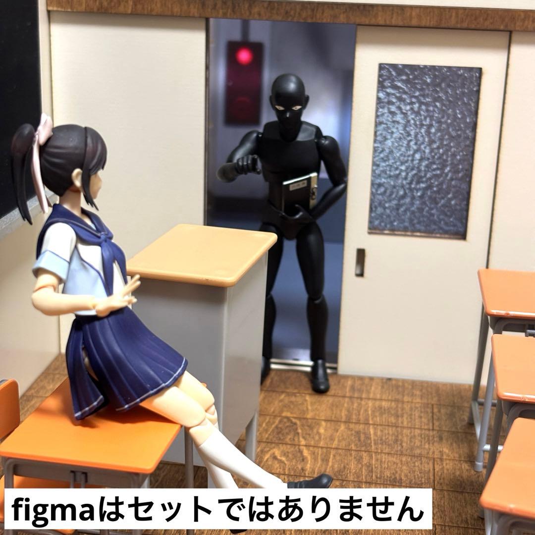 カントリーウッドガーデン　1/10スケール　ドールハウス　学校の教室