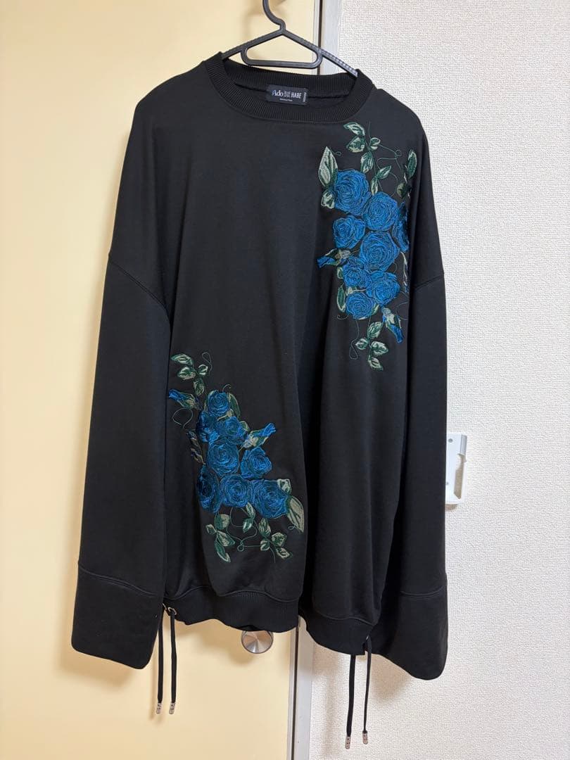 ゆ*き様 【Ado×HARE/UNISEX】黒いバラ刺繍スウェット Mサイズ