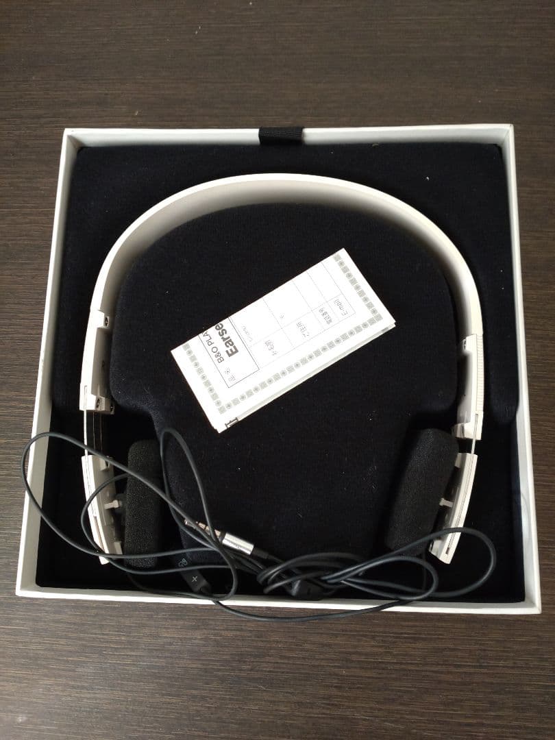 B&O バングアンドオルフセン Form 2i ホワイト