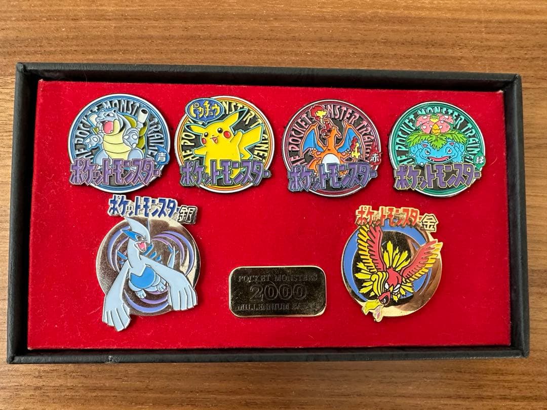 ポケモンピンズセット　ミレニアムバッチ　2000年製