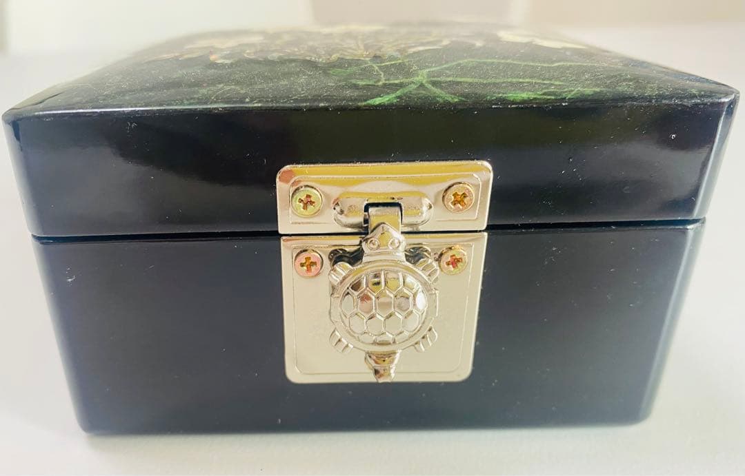 貝殻細工 韓国の伝統ゴージャスなジュエリーボックス　宝石箱　鏡付き