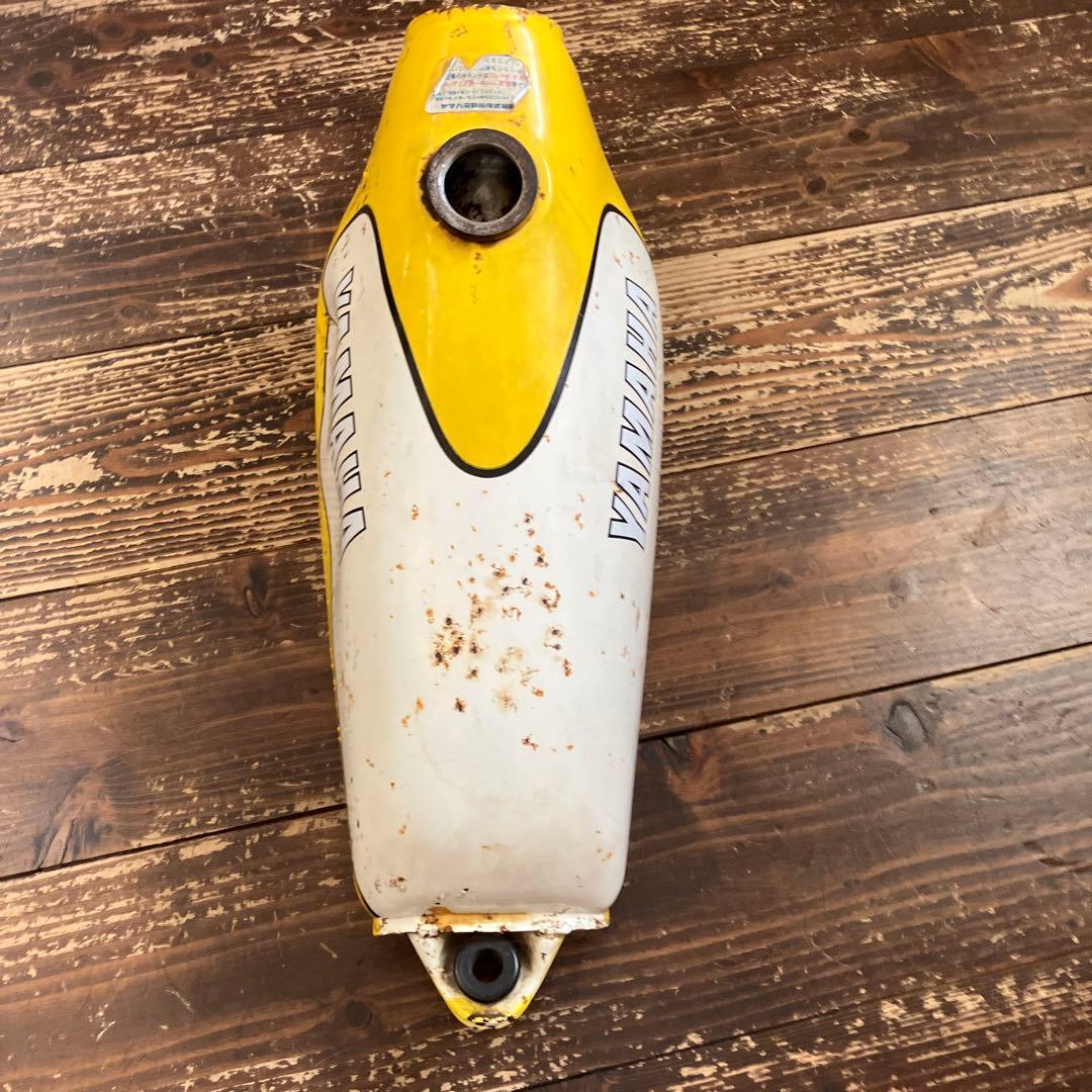 YAMAHA バイク タンク 白/黄