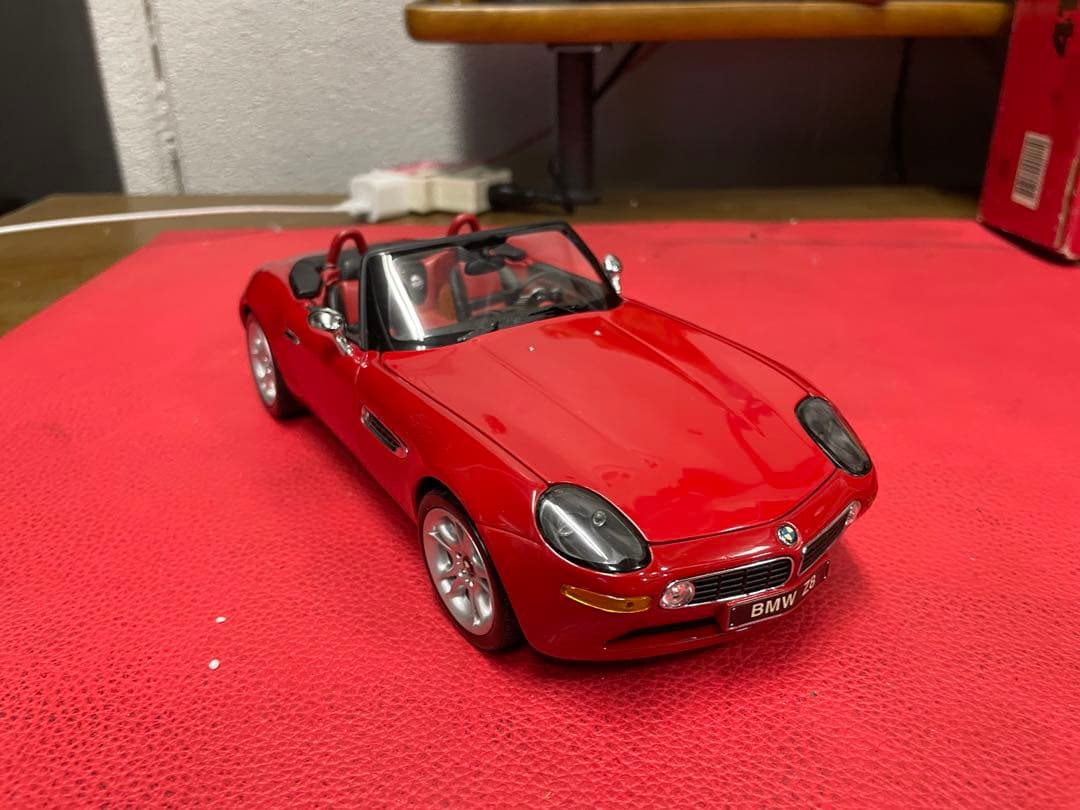 京商　BMW Z8 レッド