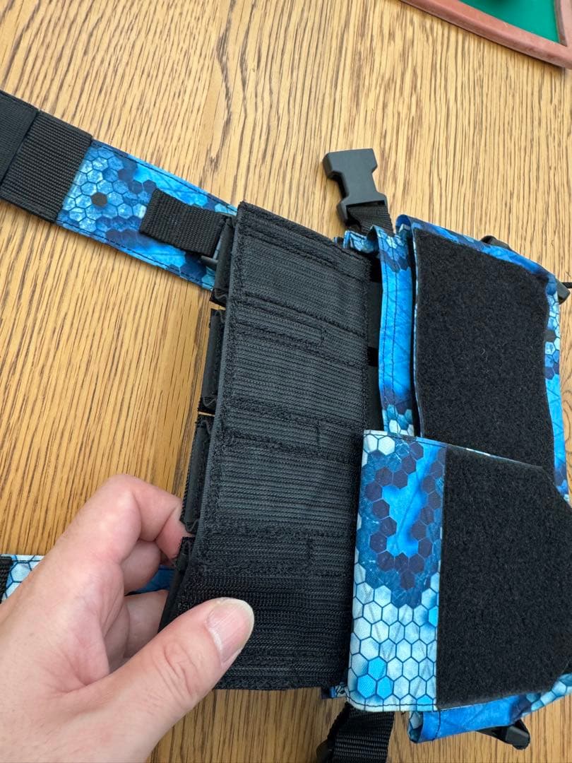 チェストリグ TEMPTALIA Xpac 青　パッチ付き