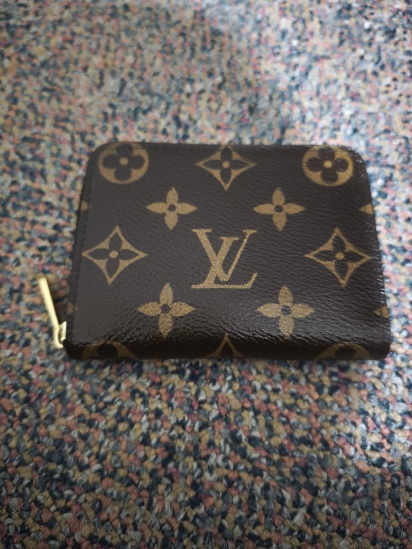 Louis Vuitton モノグラム ジッピーパース　小銭入れ