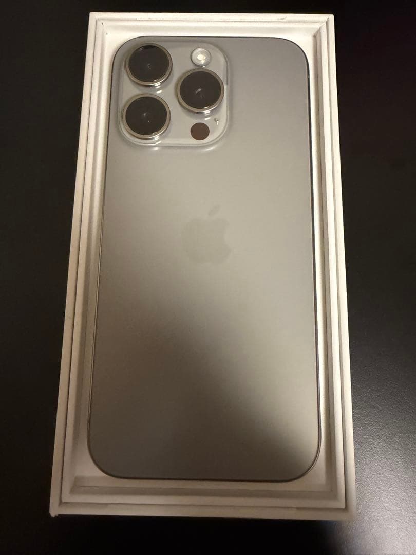 iPhone15 Pro 256GB 本体　SIMフリー