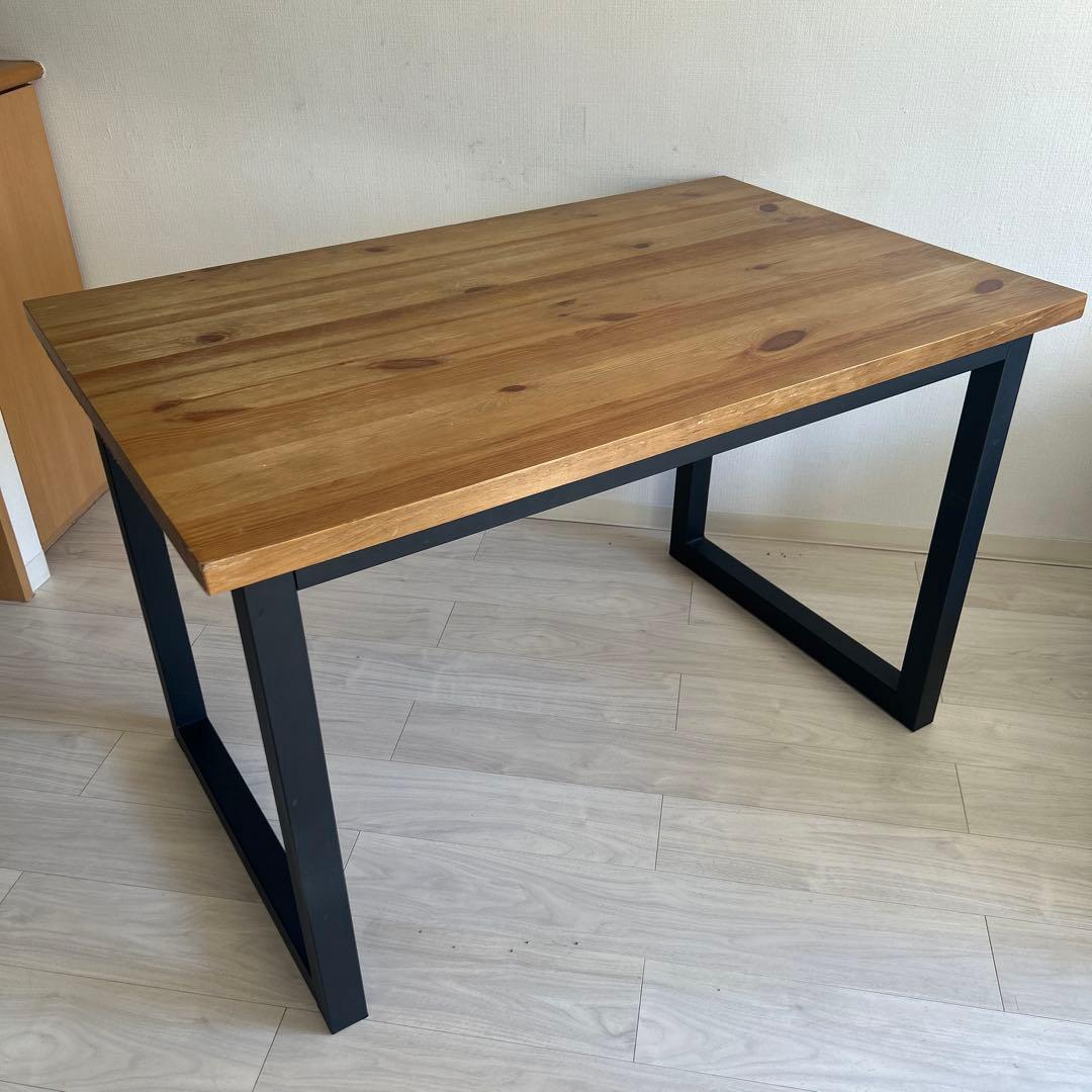 LOWYA ロウヤ　ダイニングテーブル