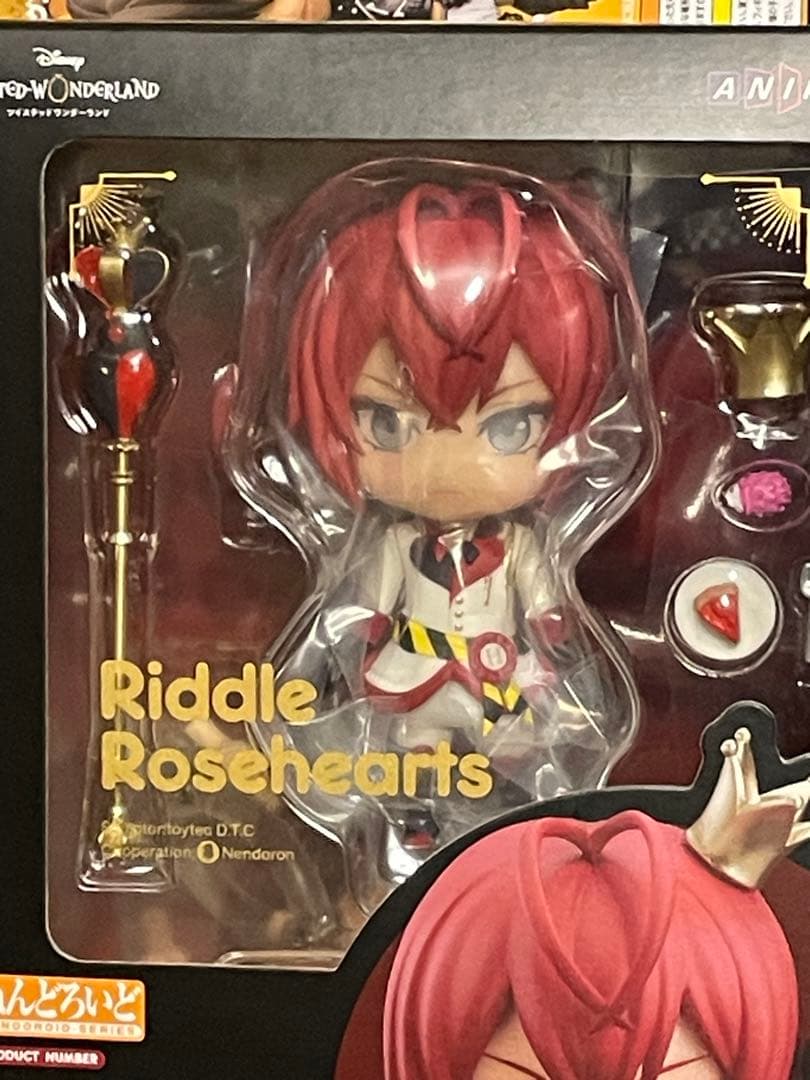 【ねんどろいど】ツイステ4体セット／リドル、レオナ、アズール、カリム