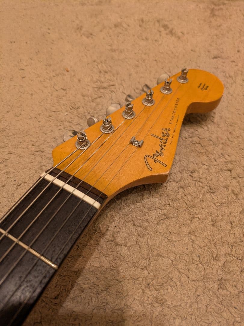 Fender japan コンポーネントレリックストラト