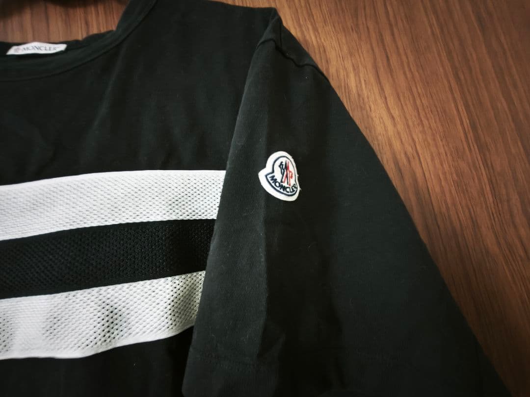 MONCLER ストライプ Tシャツ 黒