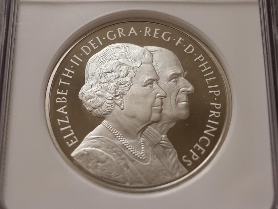 NGC【最高鑑定済】エリザベス女王結婚50周年記念PIEFORT PF70