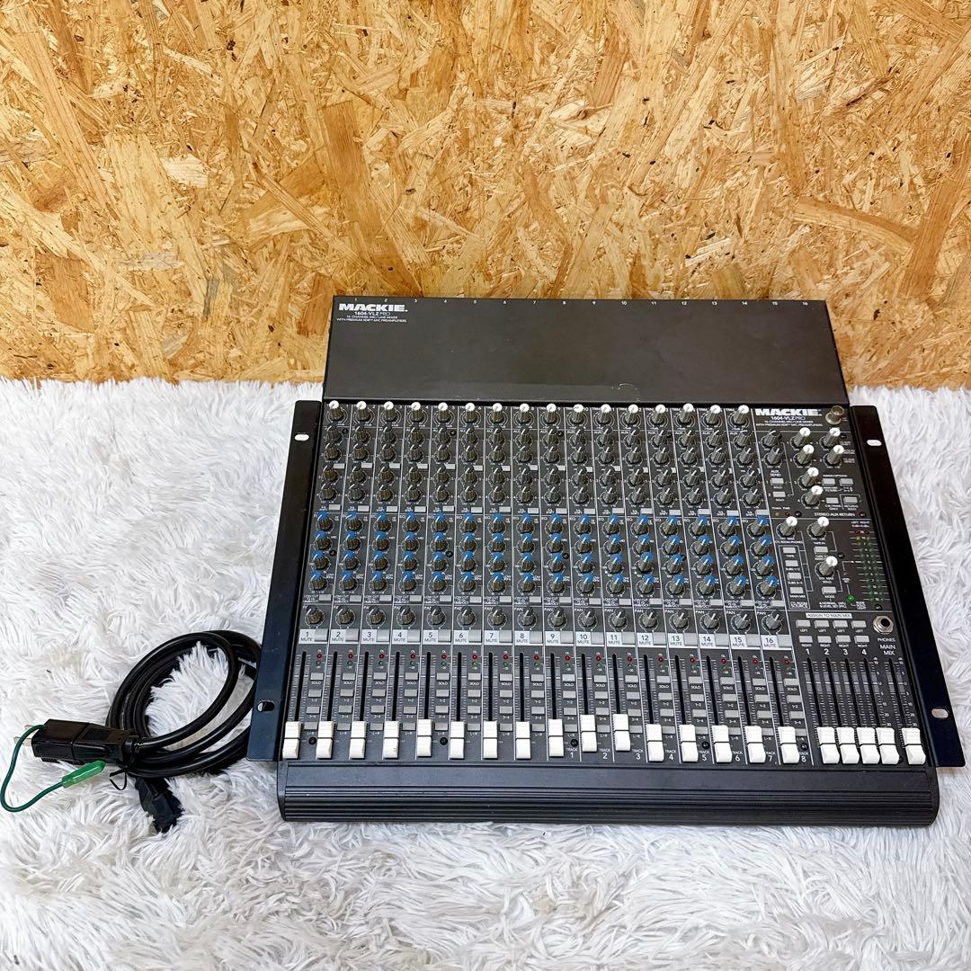 MACKIE 1604-VLZ PRO アナログミキサー ラック用ブラケット付き