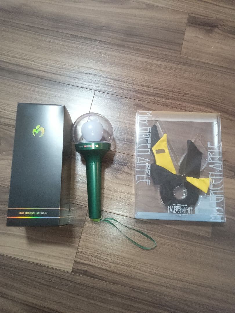 ミセス　・MGA Official Light Stick　・リボン シュシュ