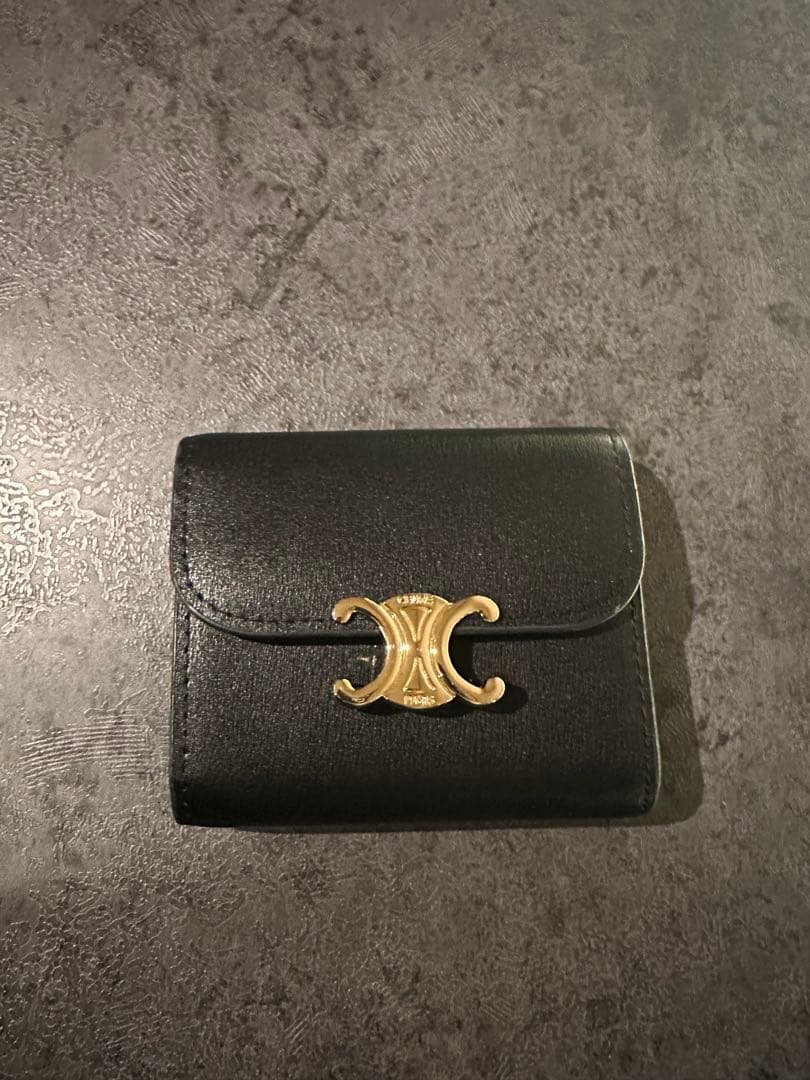 CELINE 三つ折り財布 黒