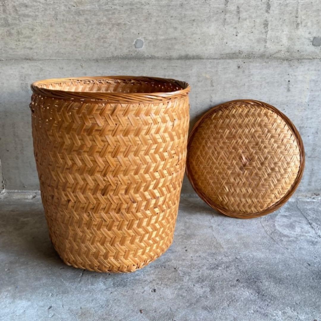 大きな竹籠 カゴ バスケット 大型 収納 保存 蓋付き 編み込み 工芸品 レトロ