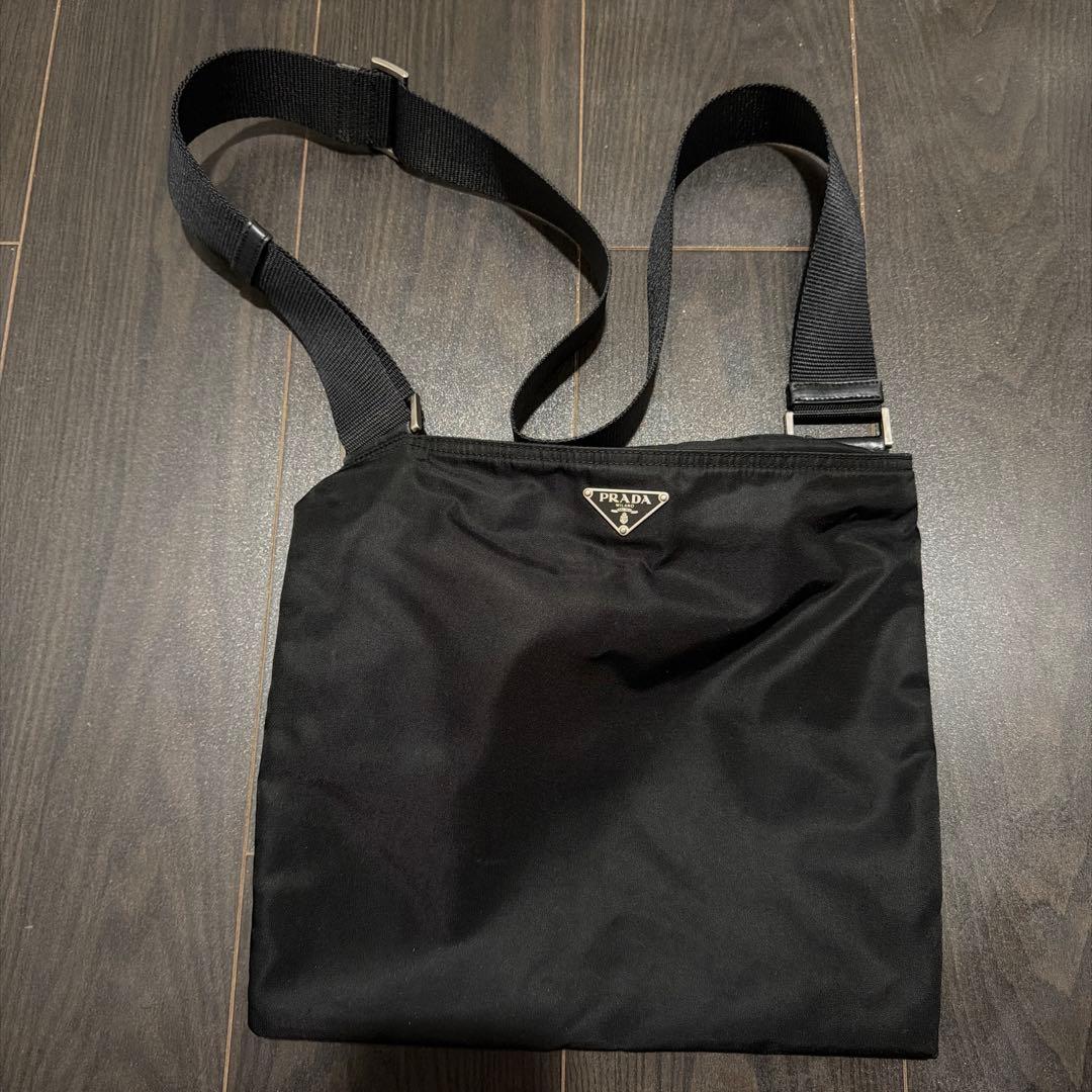 PRADA ショルダーバック