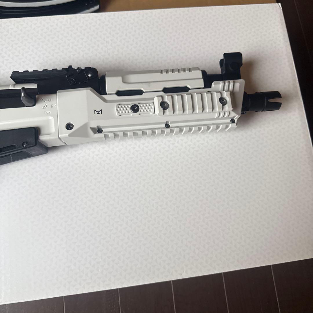 東京マルイ　ホワイトストームAK 次世代電動ガン