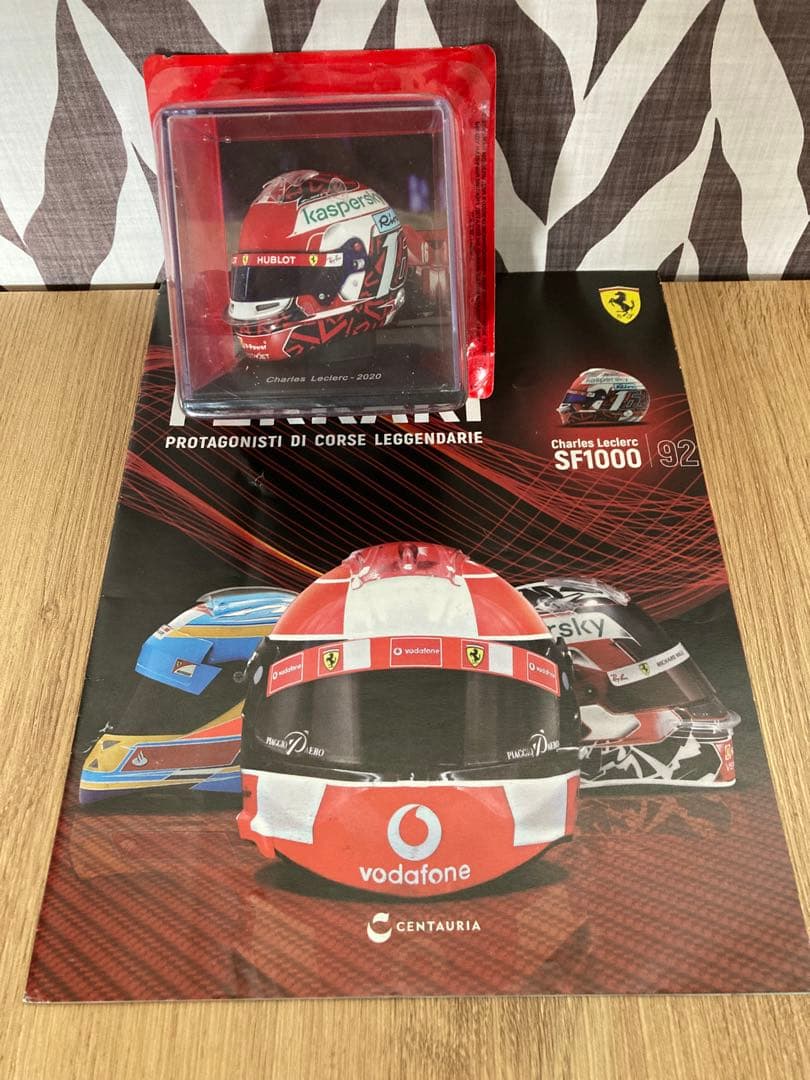 日本未発売　ビッグスケールF1コレクション　ルクレール　ヘルメット　2020年