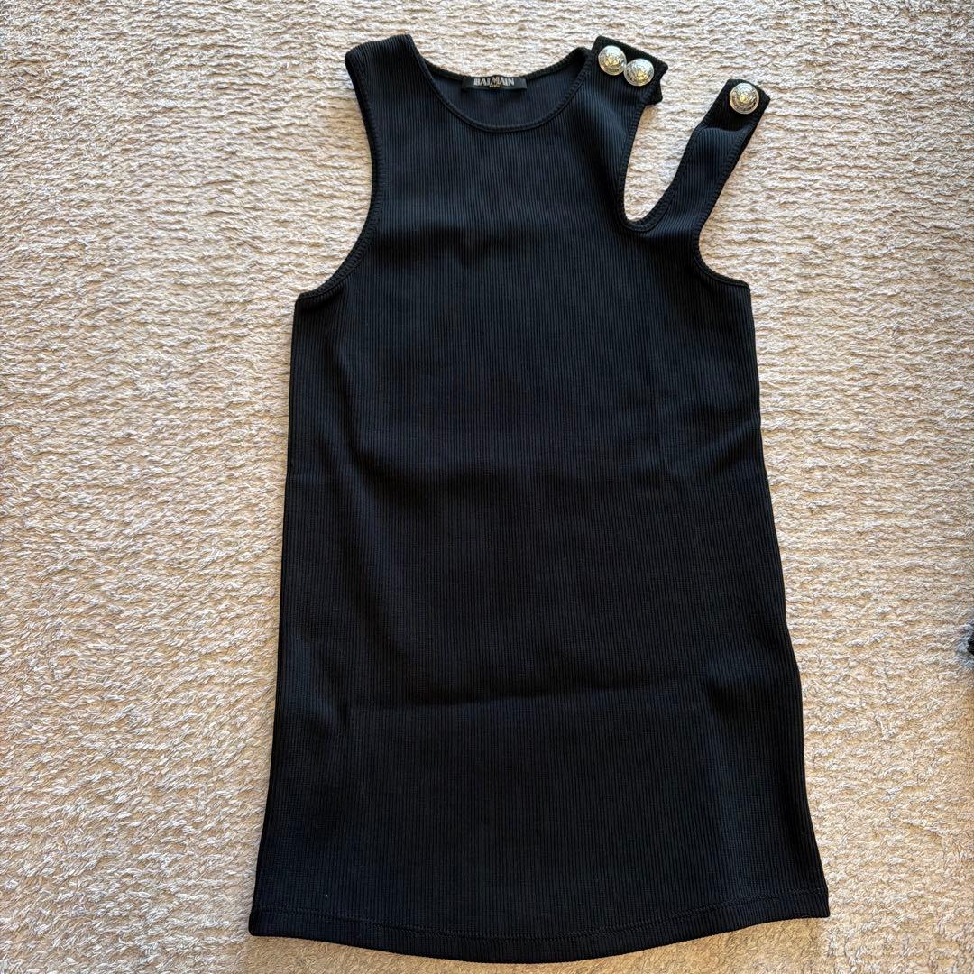 BALMAIN ブラック タンクトップ